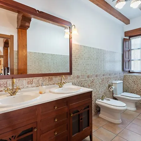 Spacious In Bizkaia With Private Pool And Fireplace Villa *